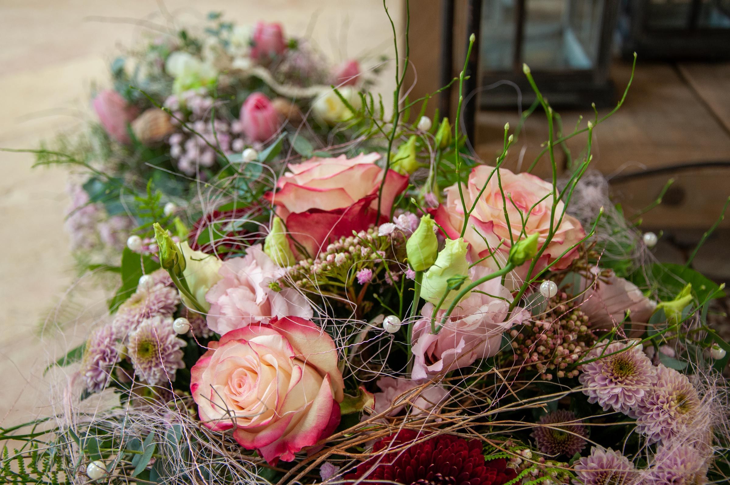 Frische Blumengestecke